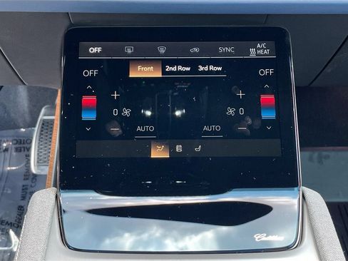 New 2026 Cadillac Vistiq Premium Luxury w/ LPO, Floor Liner Package AWD/4WD image 16