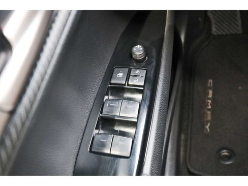 Used 2026 Toyota Camry SE w/ Convenience Package FWD image 20