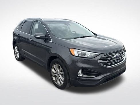 Used 2020 Ford Edge Titanium AWD/4WD image 3