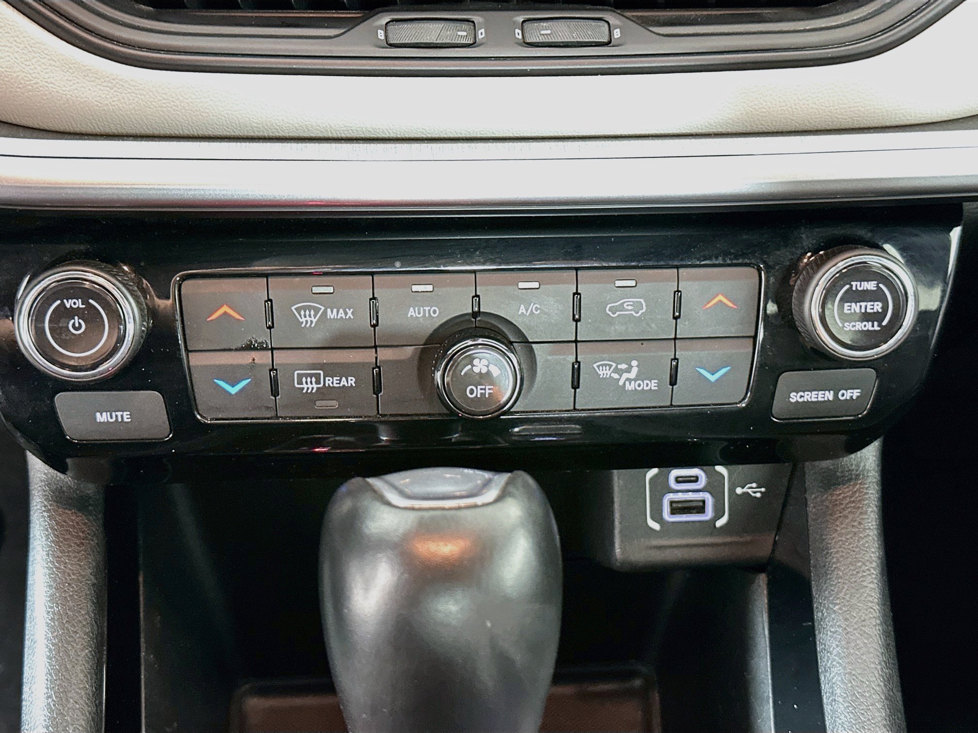 Used 2025 Jeep Compass Limited AWD/4WD image 23