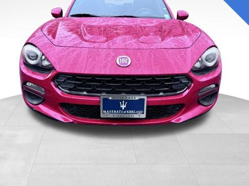 Used 2018 FIAT 124 Spider Classica image 2