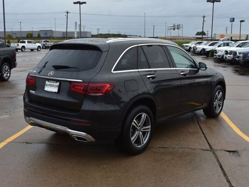 Used 2022 Mercedes-Benz GLC 300 image 5
