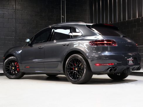 Used 2017 Porsche Macan GTS AWD/4WD image 12
