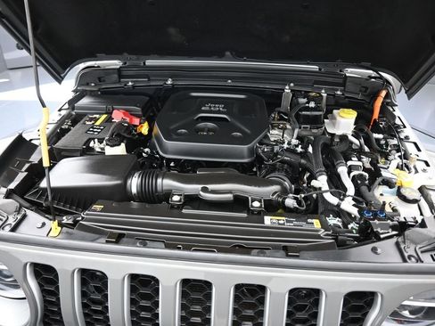 Used 2021 Jeep Wrangler Unlimited Sahara w/ Cold Weather Group image 49