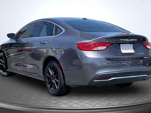Used 2016 Chrysler 200 Limited w/ Convenience Group FWD image 2