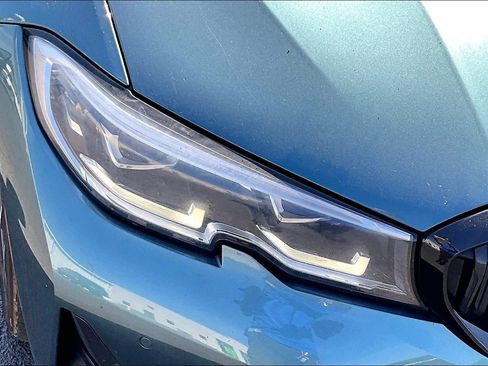 Used 2021 BMW 330i Sedan w/ Driving Assistance Package image 32