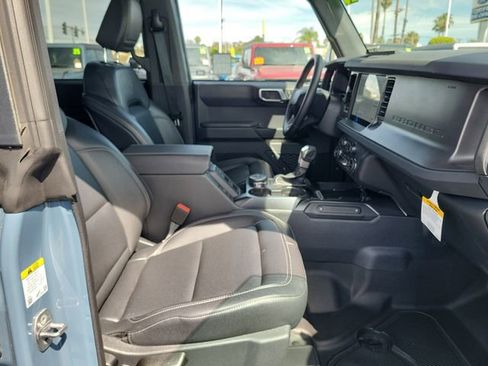 Used 2025 Ford Bronco Big Bend image 17