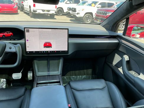 Used 2022 Tesla Model X AWD/4WD image 16