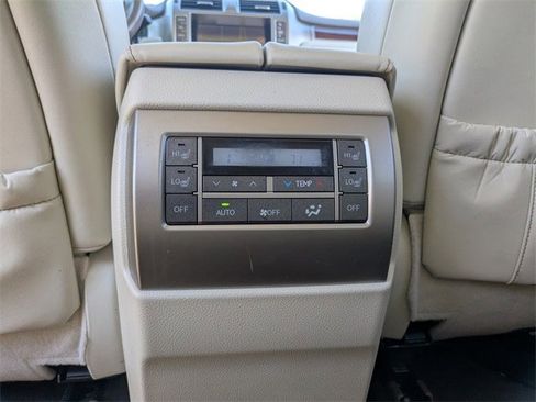 Used 2016 Lexus GX 460 w/ Premium Package image 18