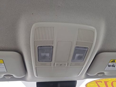 Used 2017 Toyota Yaris iA image 24