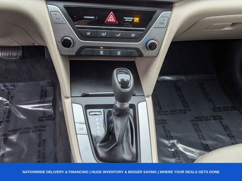 Used 2018 Hyundai Elantra SEL image 29