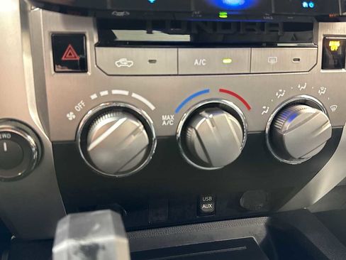 Certified 2017 Toyota Tundra SR5 image 20