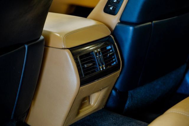 Used 2015 Lexus LS 460 w/ Comfort Package RWD image 50