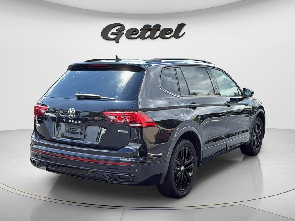 Used 2022 Volkswagen Tiguan SE R-Line AWD/4WD image 5