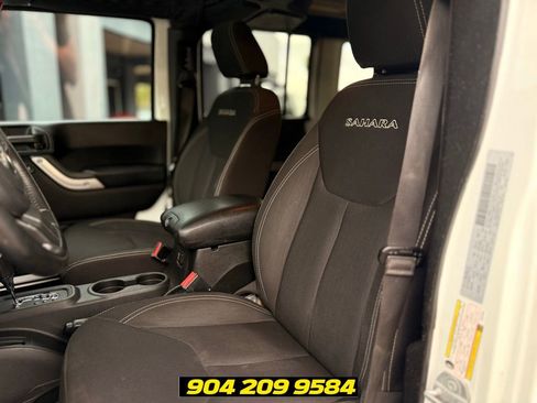 Used 2017 Jeep Wrangler Unlimited Sahara w/ Max Tow Package AWD/4WD image 26
