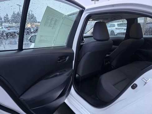 Used 2024 Toyota Corolla LE image 15