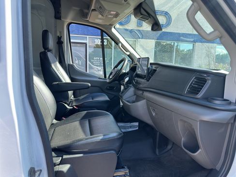 Used 2023 Ford Transit 250 Medium Roof RWD image 10