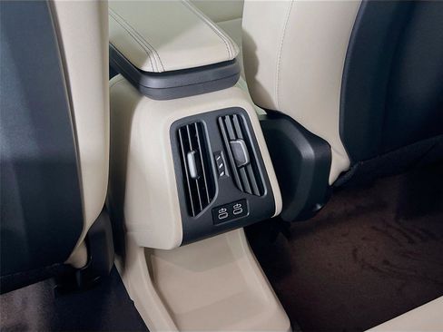 Used 2025 BMW X1 xDrive28i w/ Convenience Package image 22