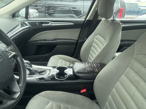 Used 2015 Ford Fusion S image 17