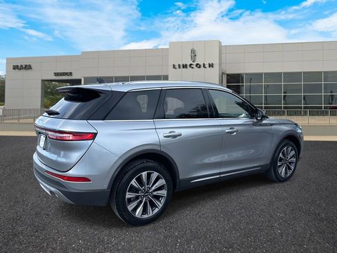 Certified 2022 Lincoln Corsair Reserve image 3