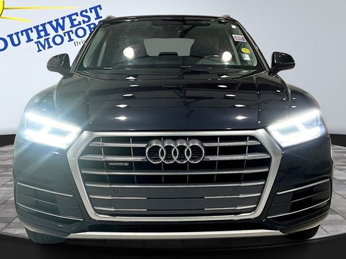 Used 2018 Audi Q5 2.0T Premium Plus w/ Premium Plus Package image 2