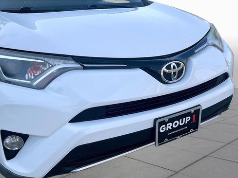 Used 2016 Toyota RAV4 XLE AWD/4WD image 29