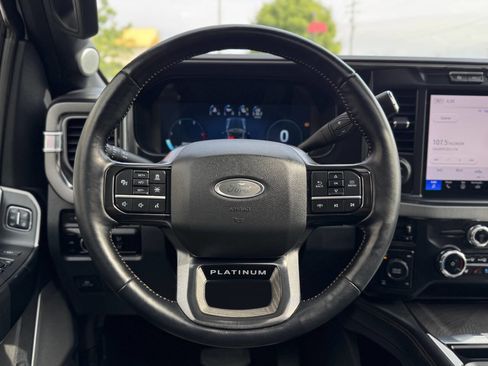 Used 2024 Ford F250 Platinum w/ FX4 Off-Road Package AWD/4WD image 27