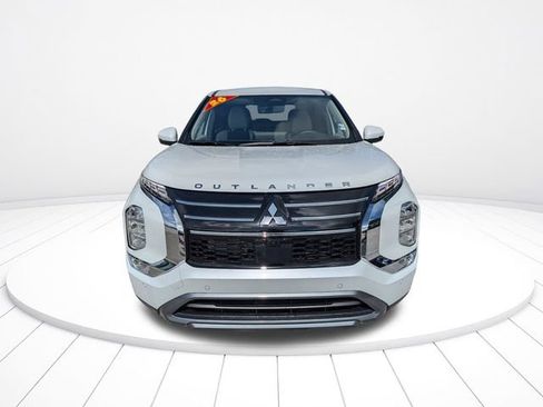 New 2026 Mitsubishi Outlander SE FWD image 9