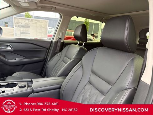 New 2026 Nissan Rogue Platinum AWD/4WD image 14