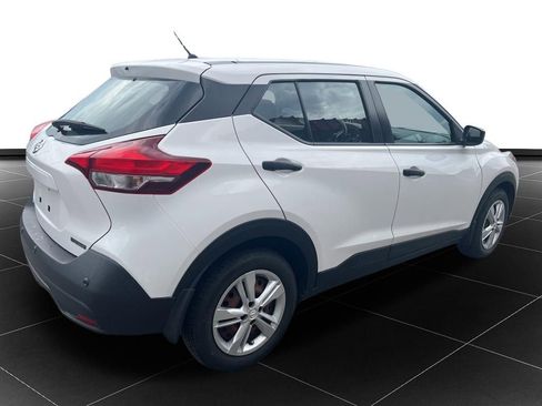 Used 2020 Nissan Kicks S FWD image 5