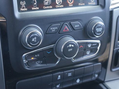 Used 2015 RAM 1500 Sport w/ Remote Start & Security Group image 19