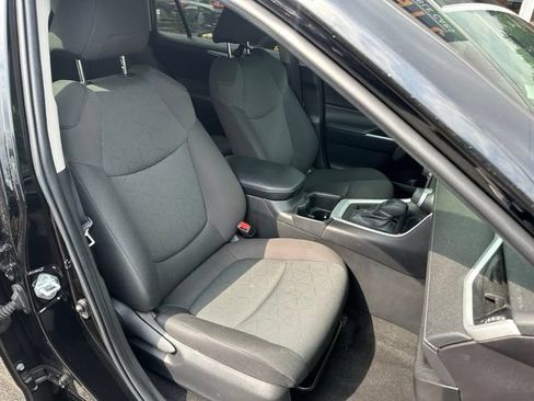 Used 2023 Toyota RAV4 XLE w/ Convenience Package AWD/4WD image 12