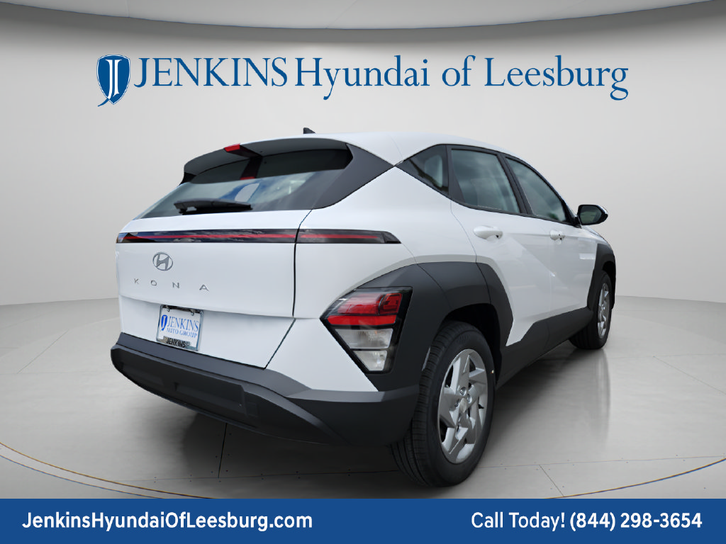 New 2027 Hyundai Kona SE FWD image 5