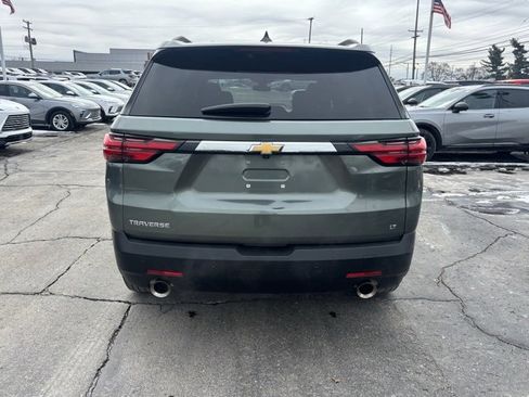 Certified 2022 Chevrolet Traverse LT image 6