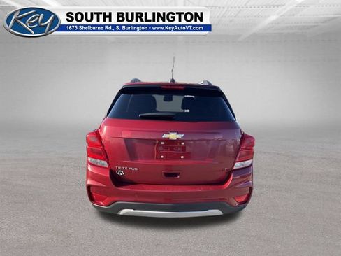 Used 2020 Chevrolet Trax LT w/ Sun & Sound Package AWD/4WD image 6