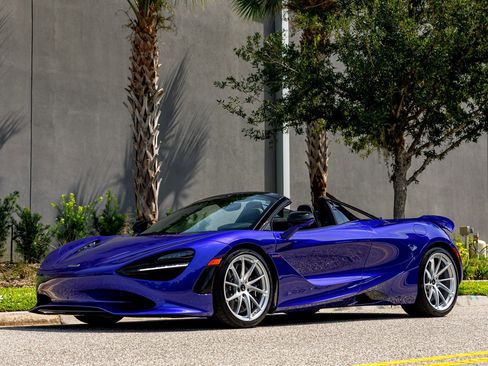 New 2026 McLaren 750S Spider RWD image 17