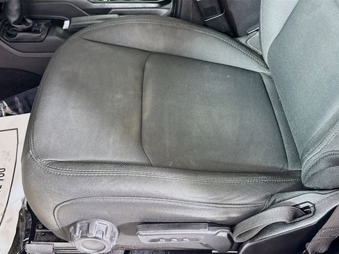 Used 2020 Jeep Wrangler Sport image 12