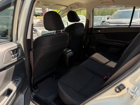 Used 2013 Subaru Crosstrek 2.0i Premium image 6