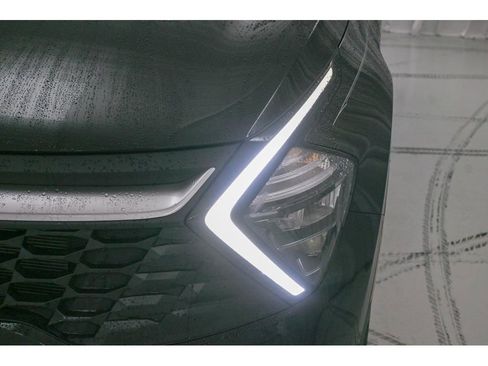 Used 2023 Kia Sportage LX image 22