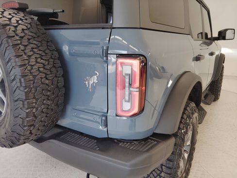 Certified 2024 Ford Bronco Badlands image 11