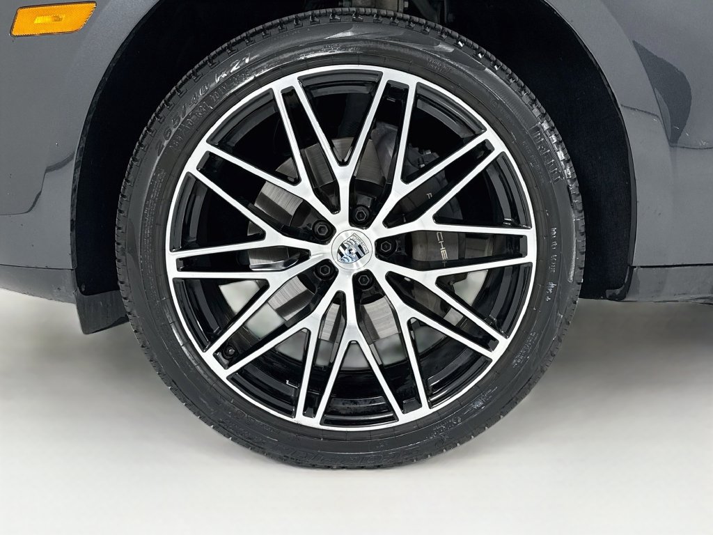 Certified 2026 Porsche Macan AWD/4WD image 32