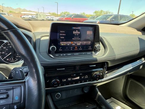 Used 2022 Nissan Rogue SL FWD image 20