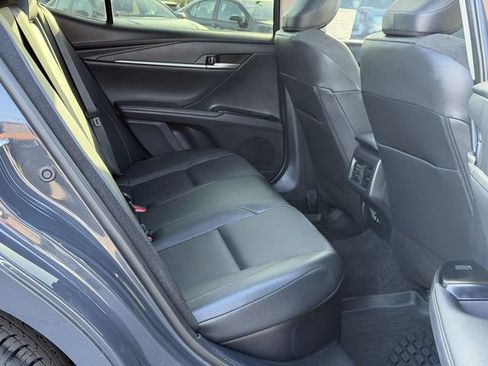 Used 2025 Toyota Camry XLE FWD image 21