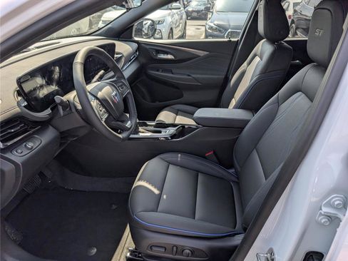 New 2026 Buick Envista Sport Touring FWD image 12