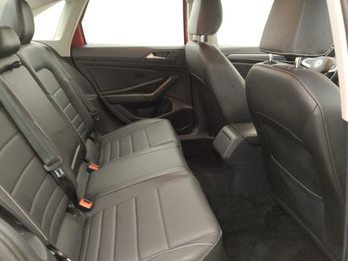 Used 2024 Volkswagen Jetta SE FWD image 19