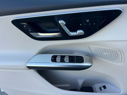 New 2026 Mercedes-Benz GLC 300 image 14