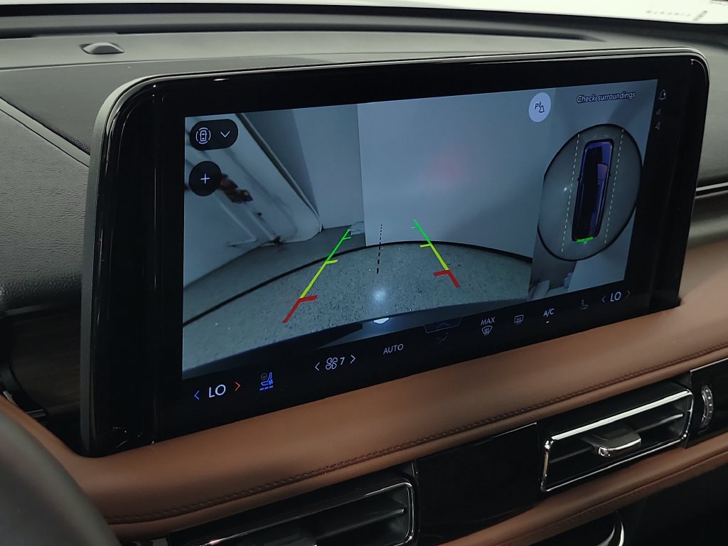New 2027 Lincoln Aviator Reserve w/ Luxury Package RWD image 27
