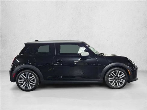 New 2026 MINI Cooper 2-Door Hardtop FWD image 4