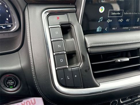 Used 2022 Chevrolet Tahoe Z71 w/ Luxury Package image 20