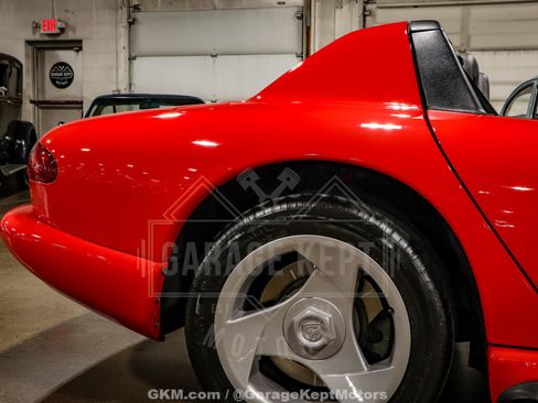 Used 1994 Dodge Viper RT/10 image 57